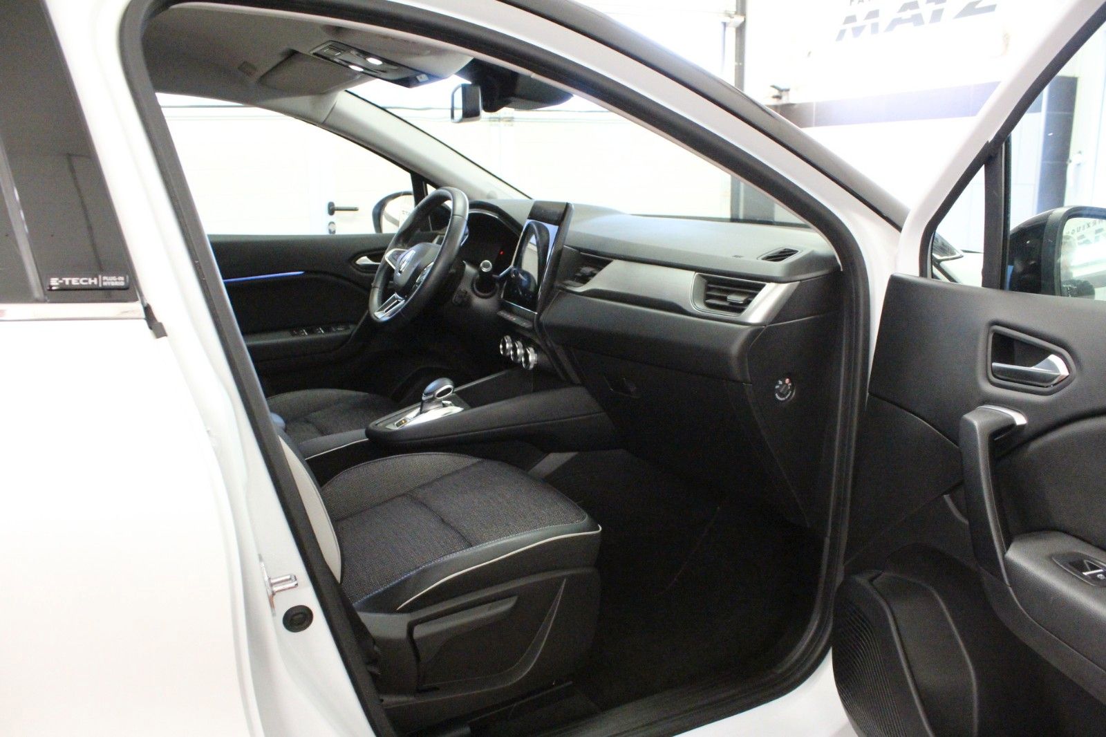 Fahrzeugabbildung Renault Captur E-Tech Plug-in 160 Plug in Hybrid