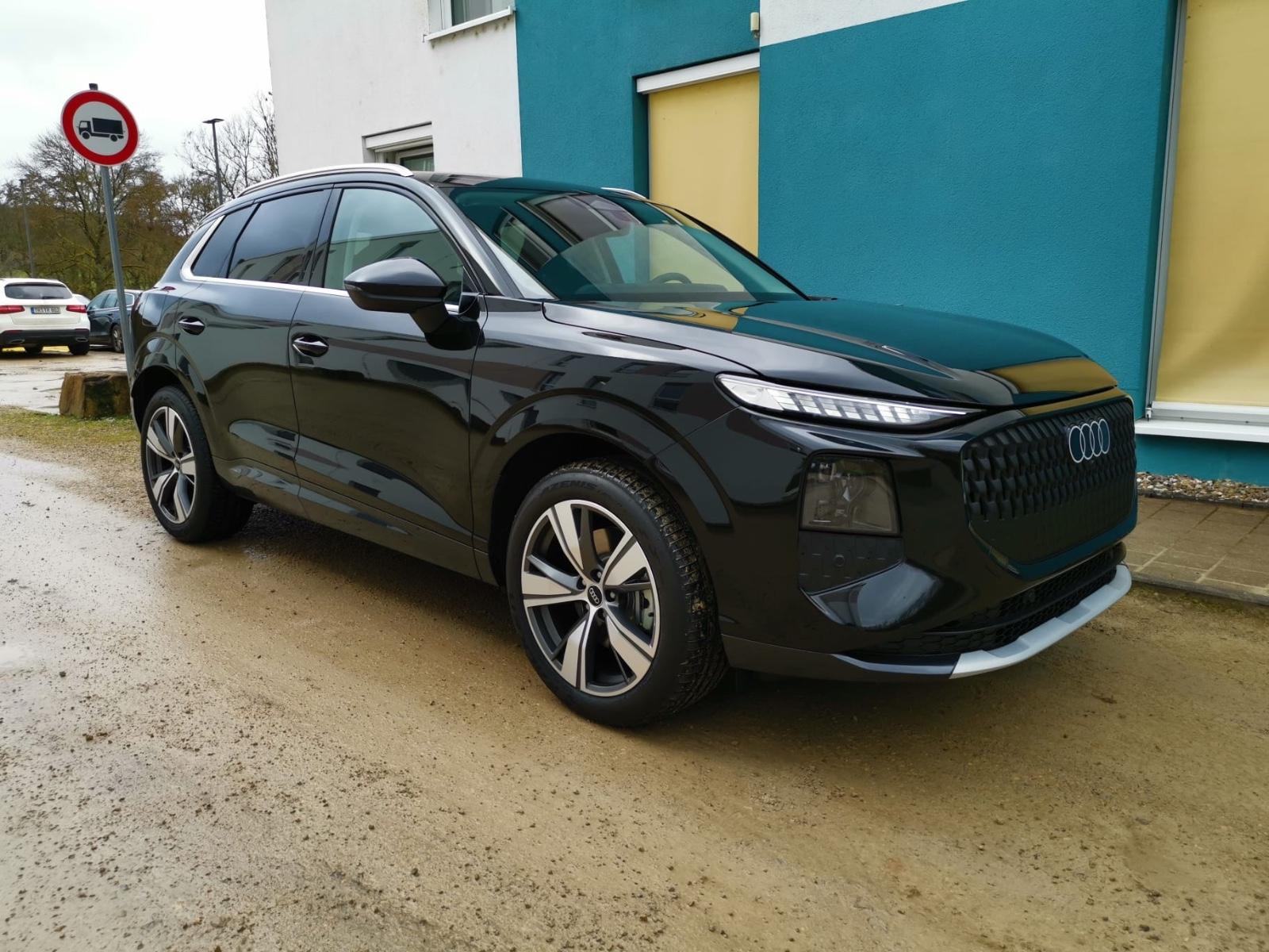 Audi Q3 TDI 110kW S tronic/SPORTSITZ/TECH PLUS/KAM/19