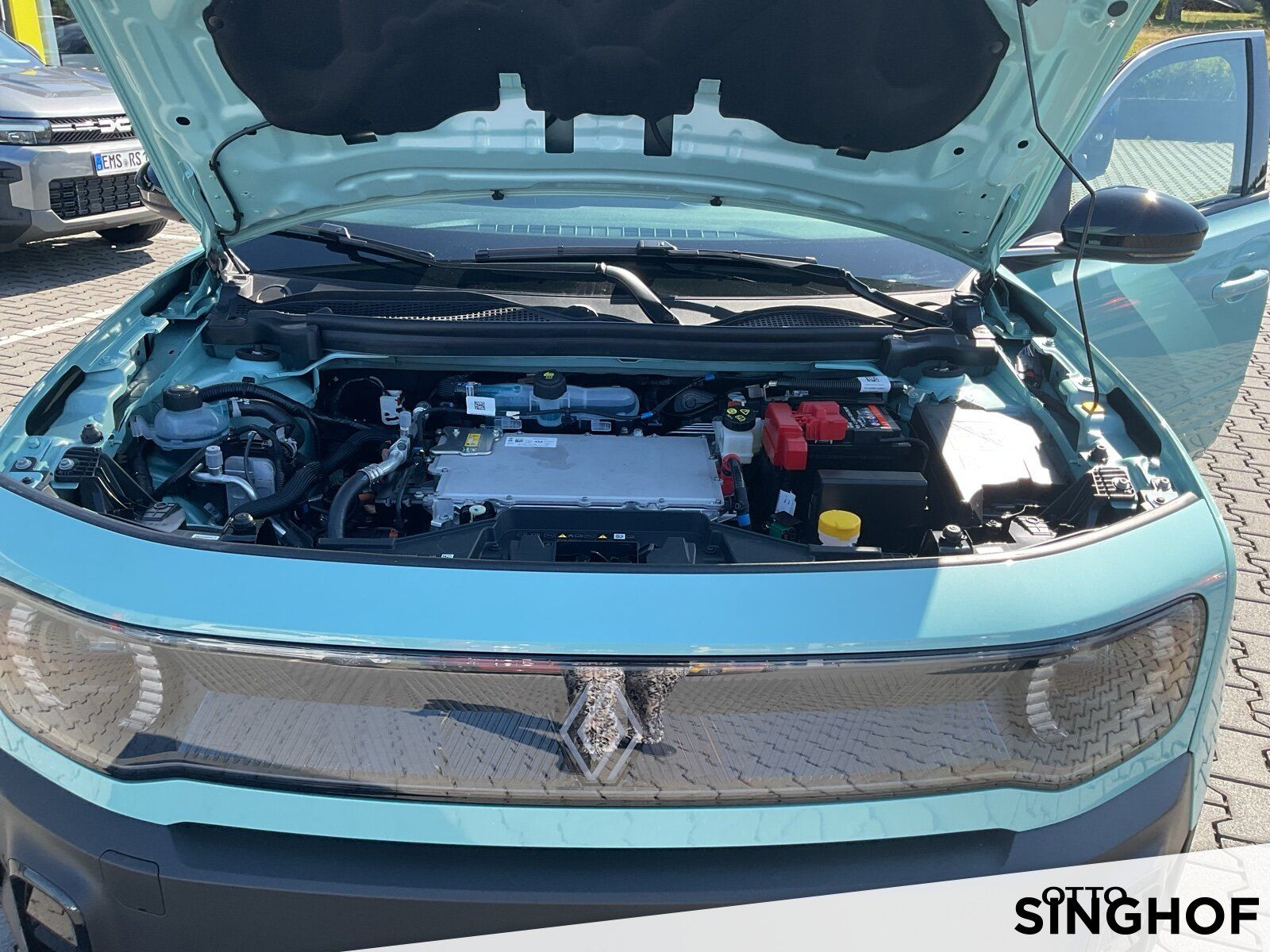 Fahrzeugabbildung Renault R 4 E-Tech elektrisch Iconic 150 Comfort Range