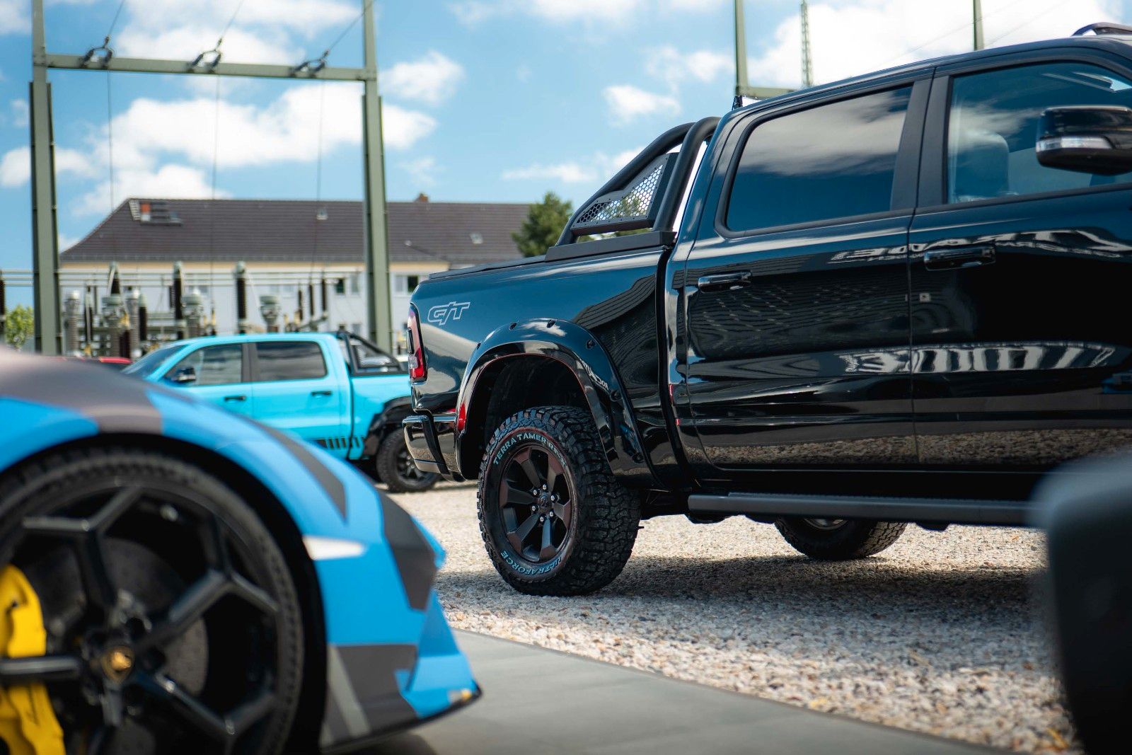 Fahrzeugabbildung Dodge RAM 5.7 V8 HEMI 4x4 LARAMIE GT NIGHT Offroad 19%