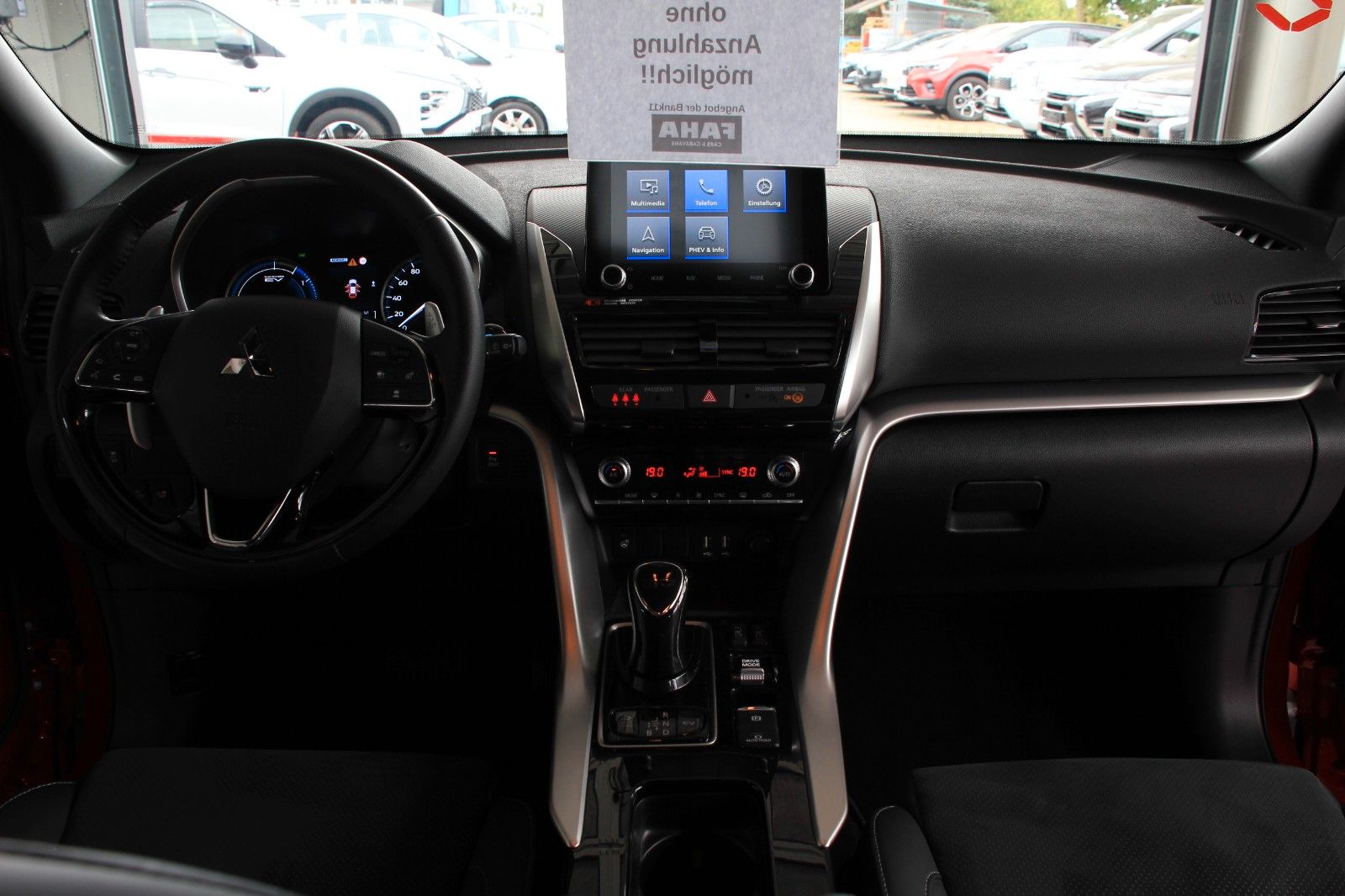 Fahrzeugabbildung Mitsubishi Eclipse Cross Select PHEV 4WD
