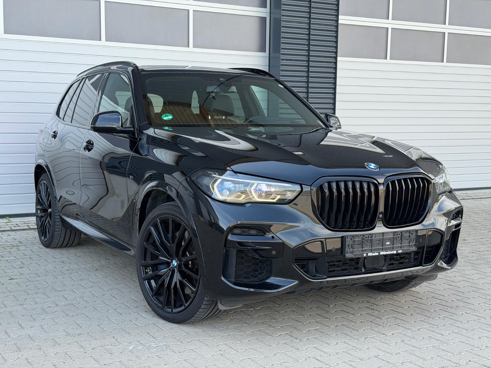 BMW X5 M50i*AHK*B&W Sound*Pano*Laser*DAProf*