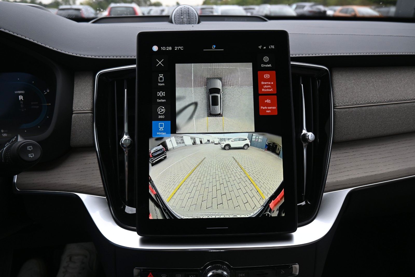 Fahrzeugabbildung Volvo XC90 T8 AWD Ultra Dark´*STDHZG*360°*LUFT*ACC*AHK
