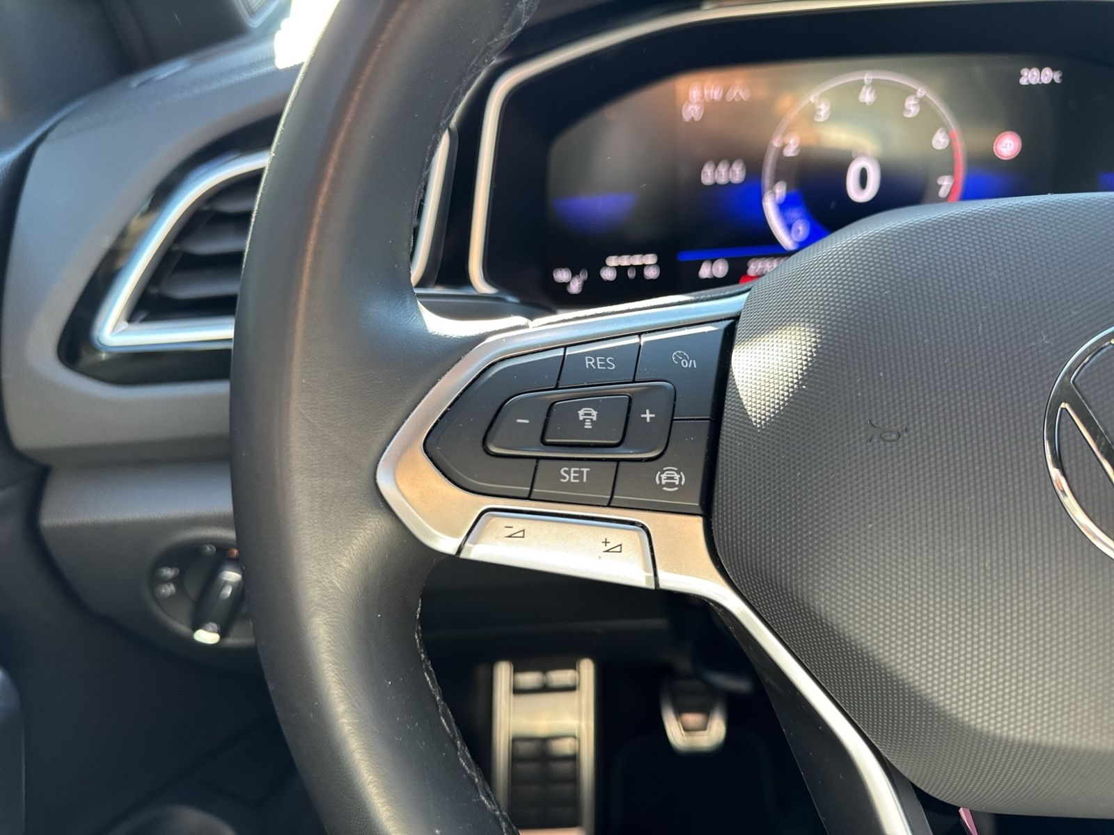 T-Roc 1.0 TSI R-Line, Climatronic, Navi Discover