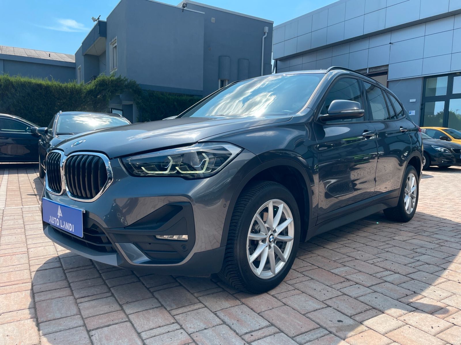 BMW X1 - 1