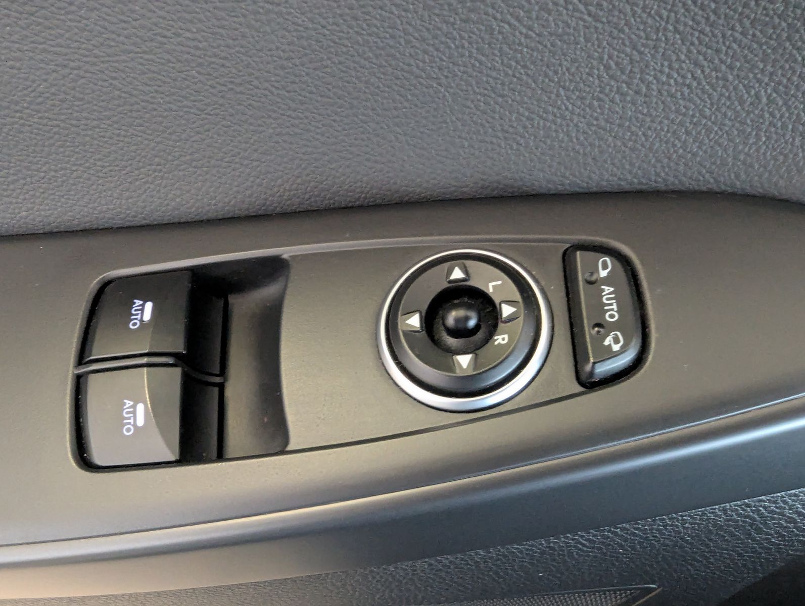 HYUNDAI i30 1.6 TGDI Turbo Navi Kamera T-Leder 18" - Image 20