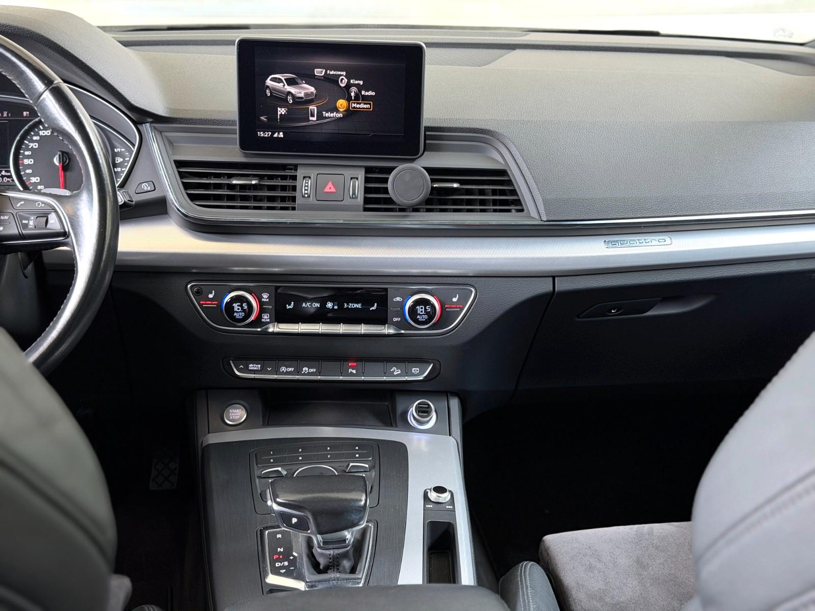 Audi Q5 quattro Sport*S-line*Kamera*LED*AHK*Panorama*