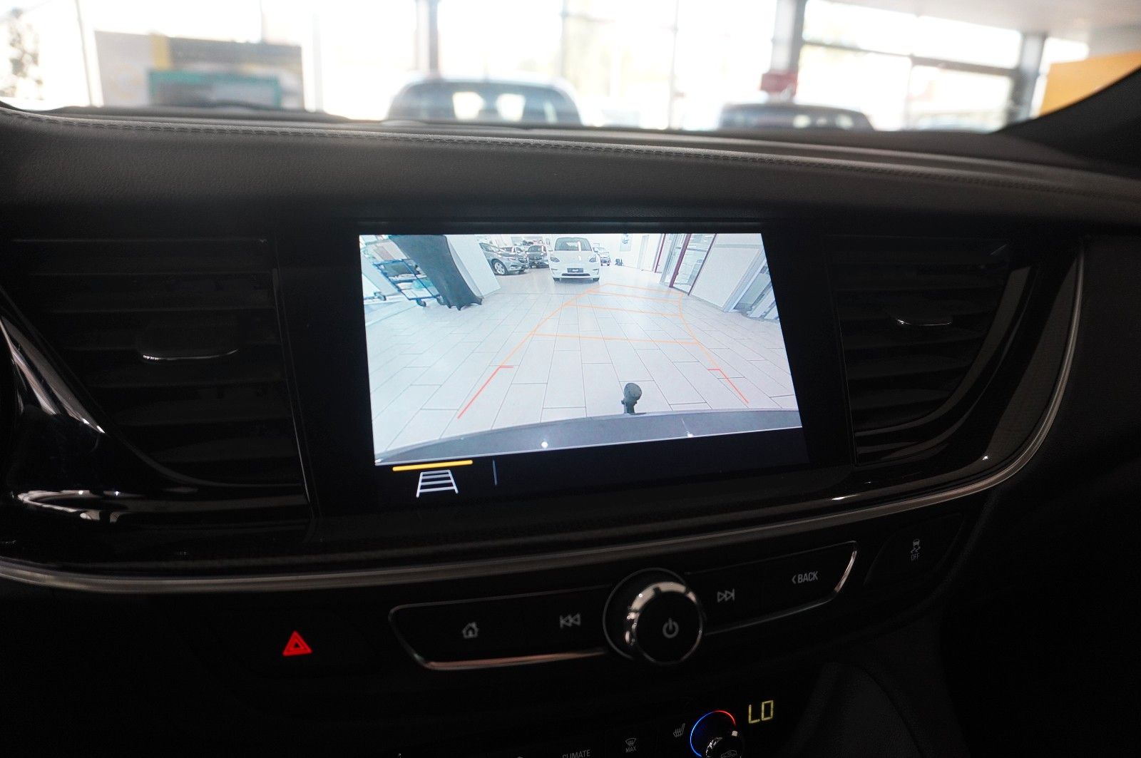 Fahrzeugabbildung Opel Insignia B ST 2.0D BUSINESS NAVI/LED/KAMERA/AHK