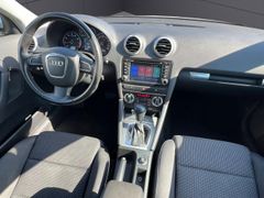 AUDI A3 Sportback NAVI,KLIMA,AUTOMATIK,SHZ,PDC,BT