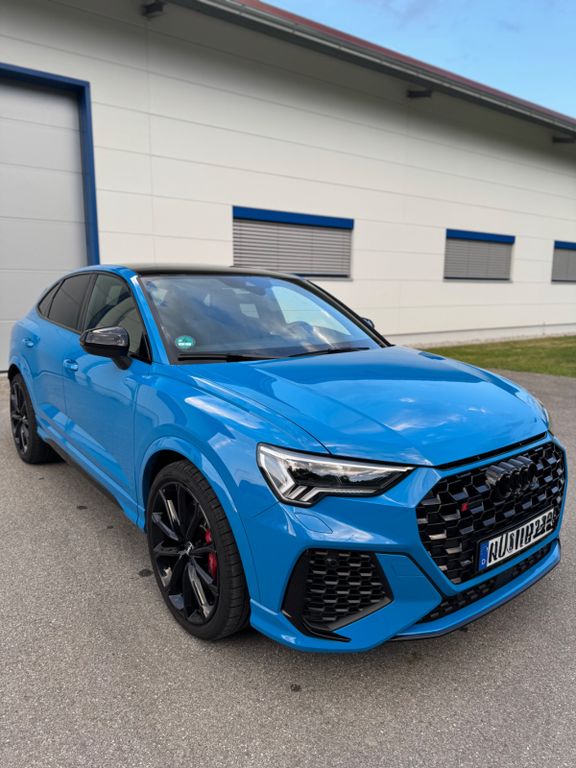 Audi RSQ3