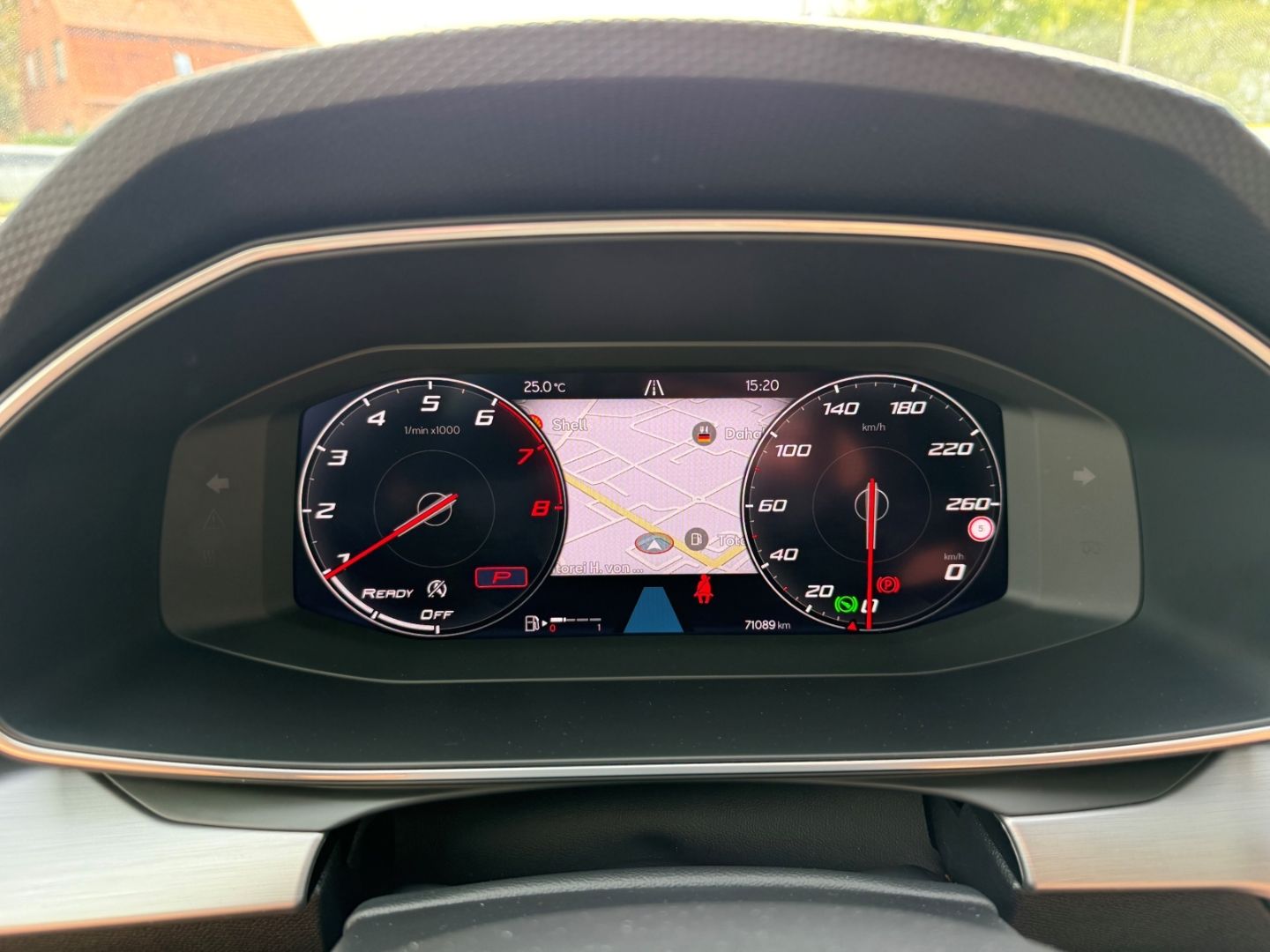 Fahrzeugabbildung SEAT Leon Sportstourer1.5eTSI FR  AHK LED Carplay Nav