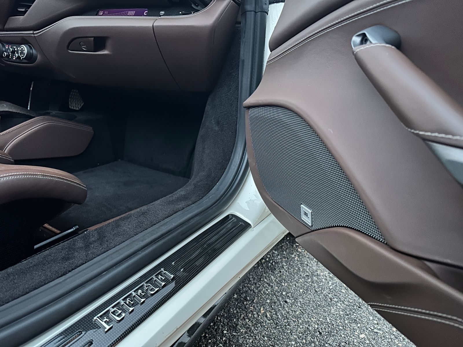 Fahrzeugabbildung Ferrari 488 Spider*Voll Carbon*Lift*Display*JBL*Racing