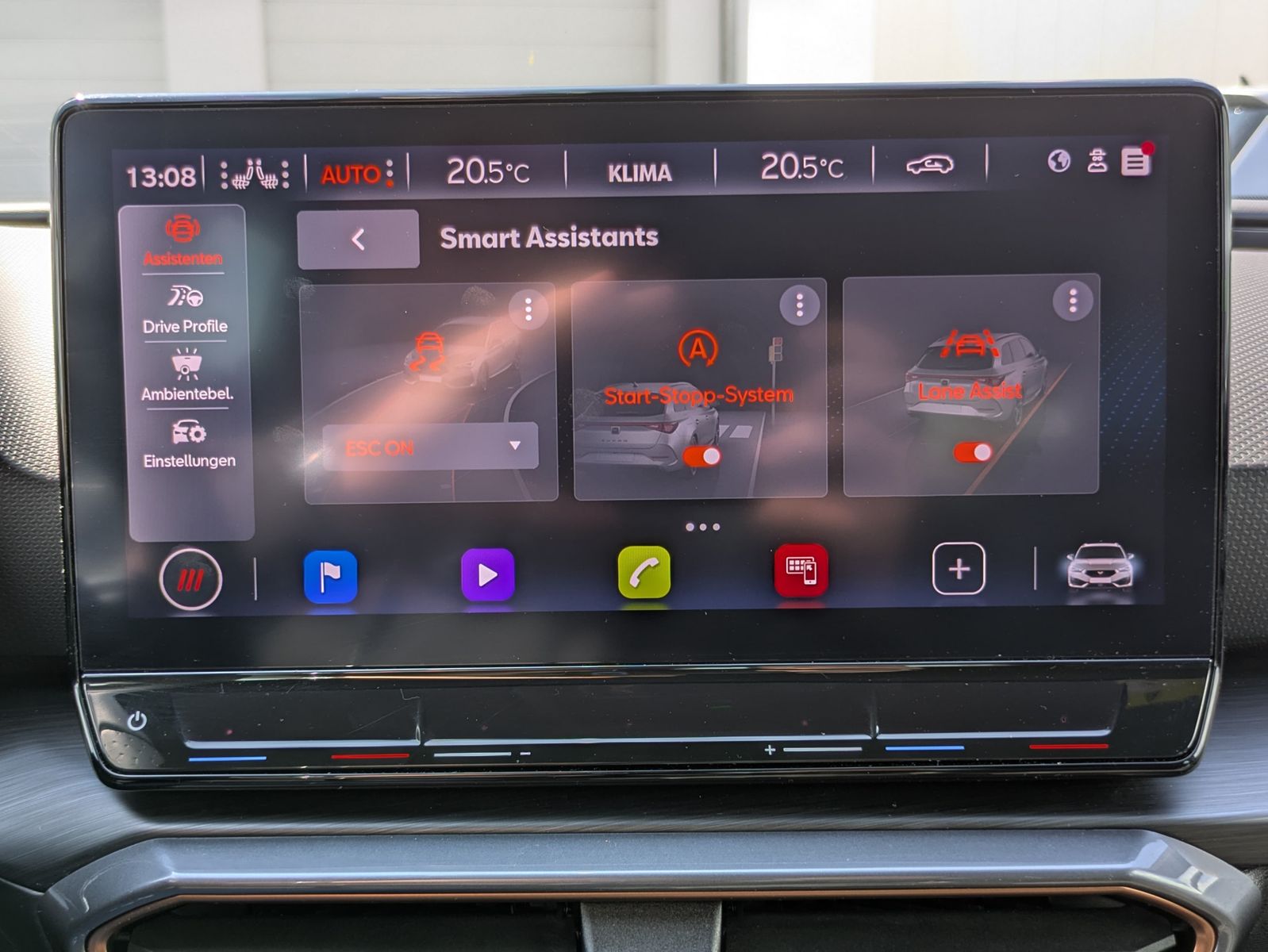 Fahrzeugabbildung CUPRA Leon 1.5 eTSI DSG MATRIX-LED*ACC*APP*KAMERA*18"