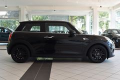 MINI ONE (F56)~Automatik~Teilleder~Chili~LED~Klimaaut MINI ONE (F56)~Automatik~Teilleder~Chili~LED~Klimaaut