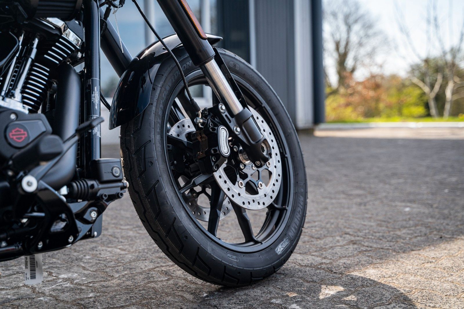 Fahrzeugabbildung Harley-Davidson FXLRST LOW RIDER S 117 MY25 Kurzfr. Verfügbar