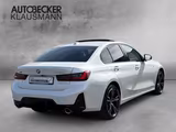BMW 330 e xDrive Limo M SPORT 18''LC PROF AHK GLASDA - BMW 330 mit Hybrid-Antrieb: Limousine, Automatik