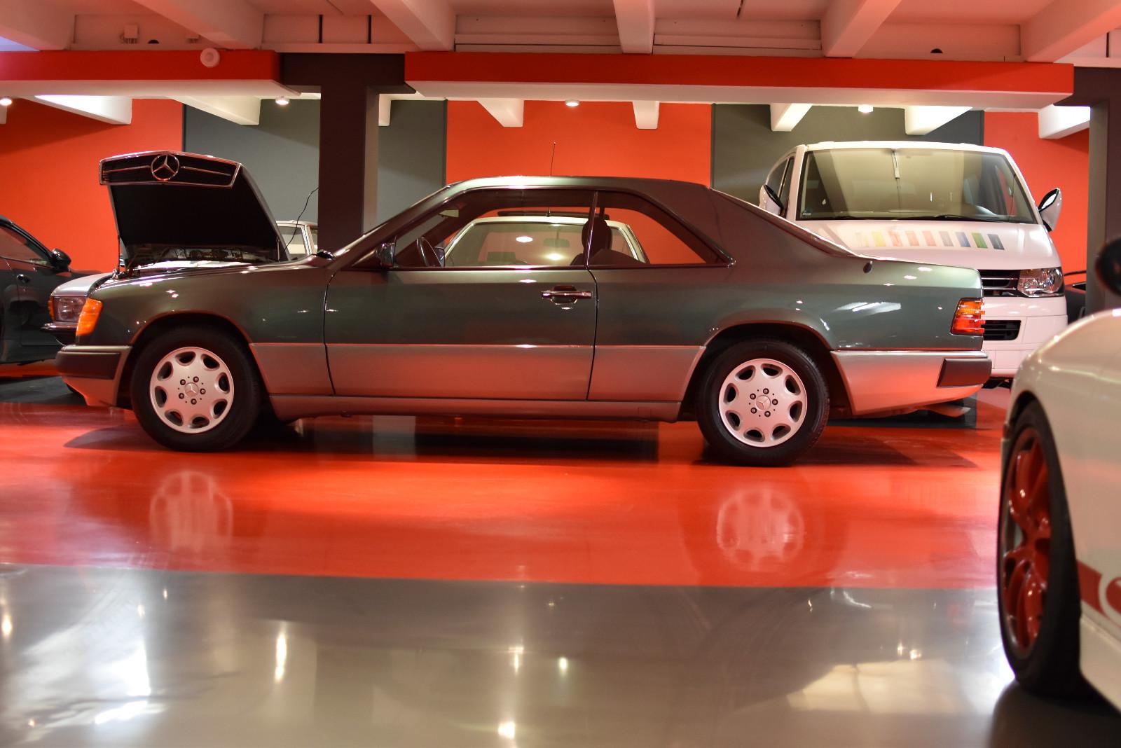 Mercedes-Benz CE 220 COUPÉ/150PS/AUT/H-KENNZEICHEN/SAMMLER/TOP