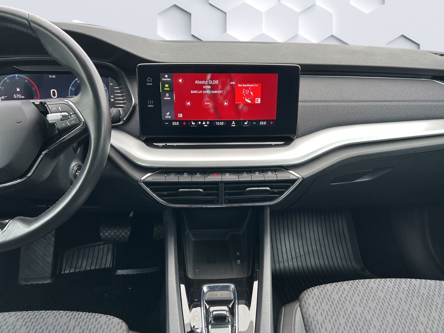 Octavia Combi Style 2.0TDI DSG AHZV LED HuD PDC 