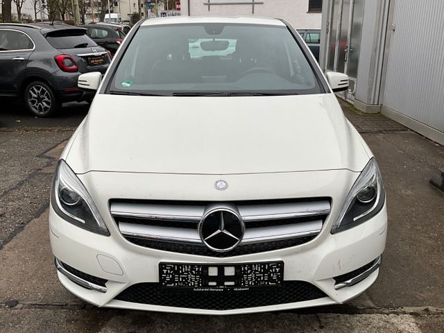 Mercedes-Benz B -Klasse 180 AUTOMATIK erst 35.000 Kilometer !!