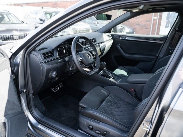 Superb Combi 1.4 iV Sportline DSG AHK+360°+DCC+P