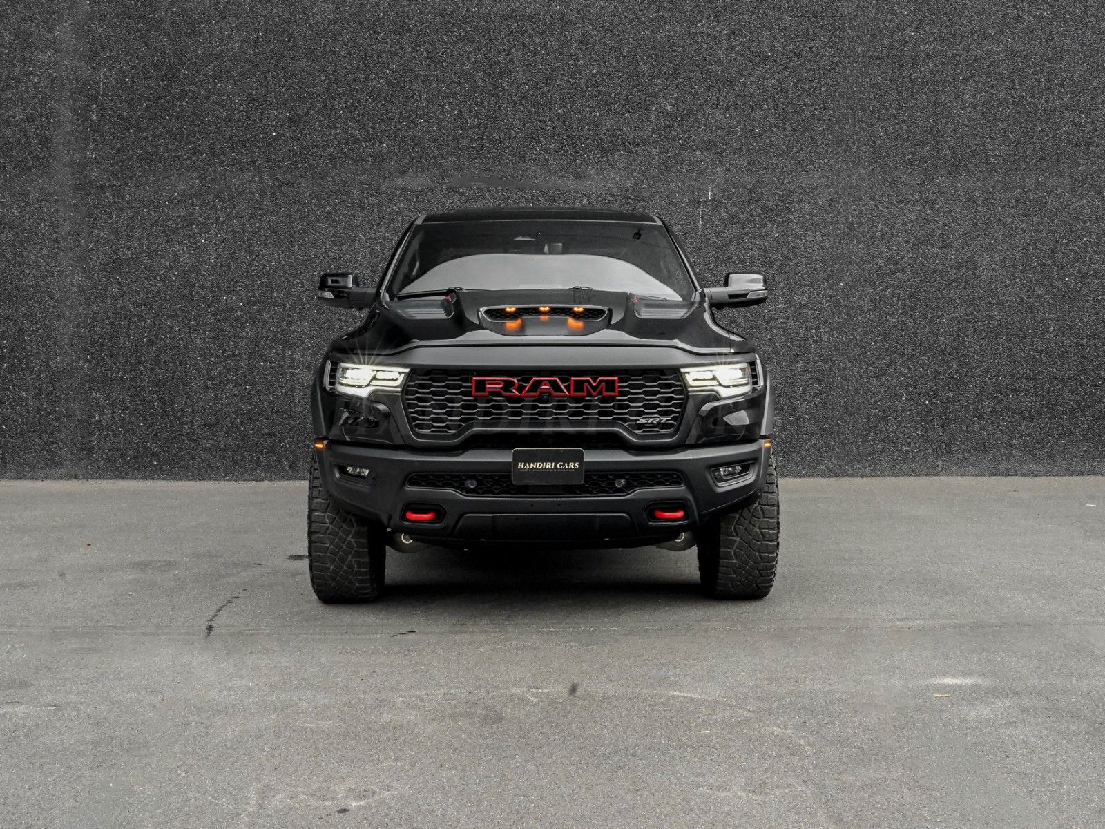 Dodge 2027 TRX SRT® € 154000 6.2L Supercharged V8 imagem 2