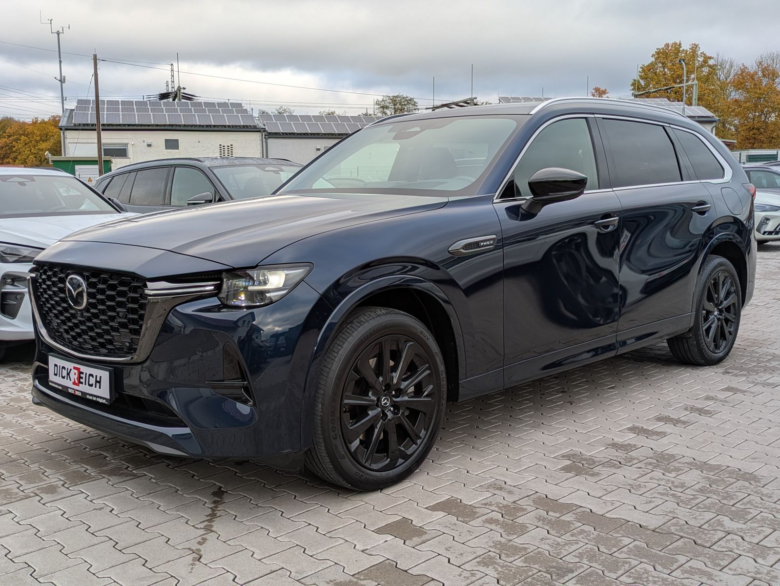 Fahrzeugabbildung Mazda CX-80 2.5L PHEV Homura Plus PANO*HUD*BOSE*7-SIT