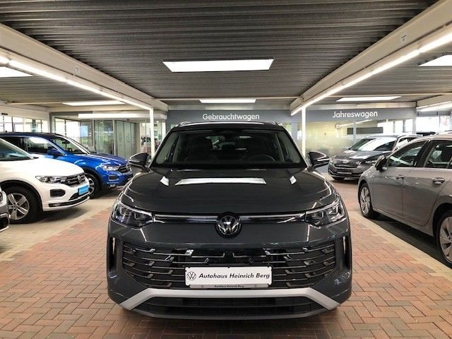 Fahrzeugabbildung Volkswagen Tayron Elegance 2.0 TDI DSG 4Motion AD AHK-klapp