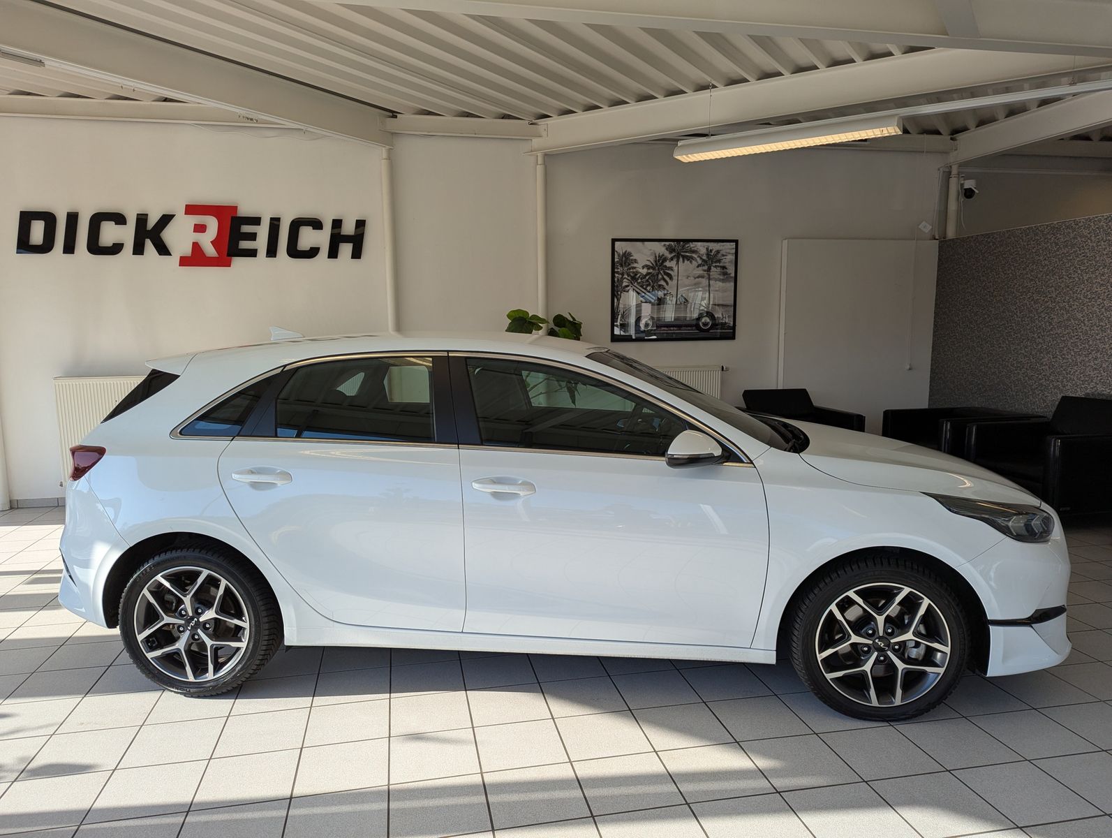 Fahrzeugabbildung Kia cee'd / Ceed 1.5 Spirit JBL ACC Kamera 7J-Gar