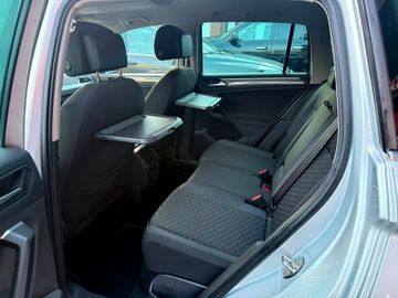 Volkswagen Tiguan - 10