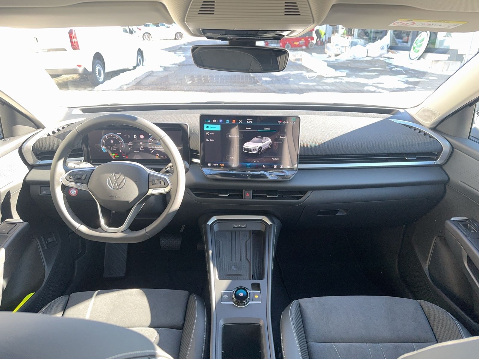 T-Roc Style 1.5 eTSI, AHK, IQ.Light, Navi, ACC D