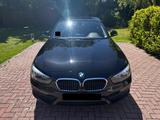BMW 118i (1er, 5-Türer) - scheckheftgepflegt - BMW: Schwarz, 1er