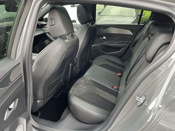 Peugeot 308 Plug-In Hybrid 180 e-EAT8 GT