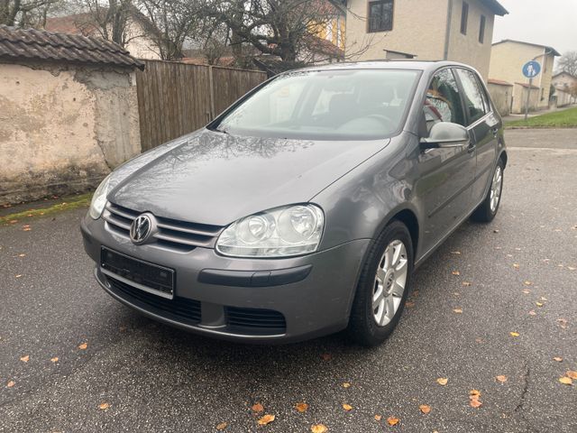 Volkswagen Golf 5 *TÜV 07/26 *8-fach Bereift