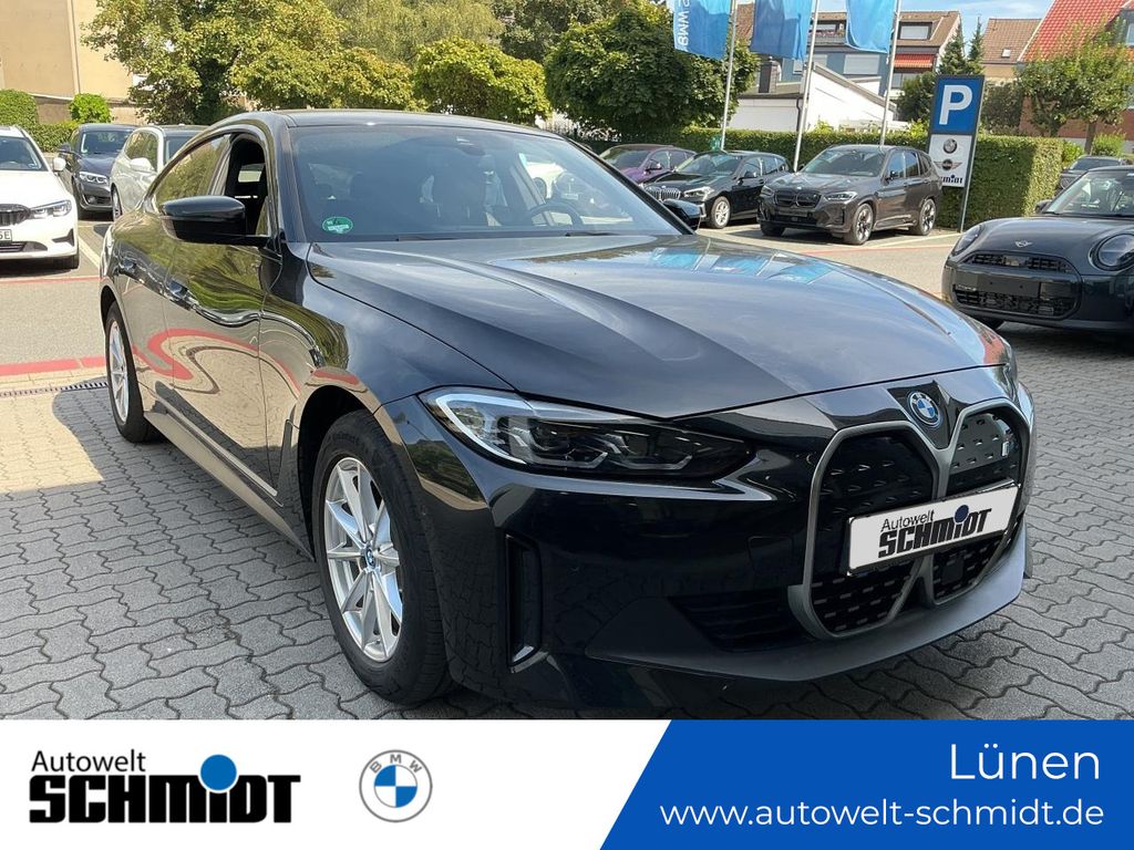 Image of BMW i4