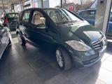 Mercedes-Benz A 160 Automatik* Park-Assistent* - Mercedes-Benz A 160 in Leverkusen