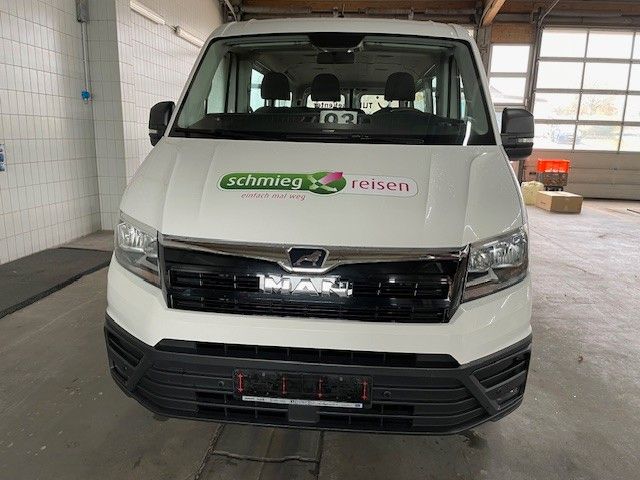 TGE VW CRAFTER 3.140 2.0 TDI AUTOM. 9-SITZER