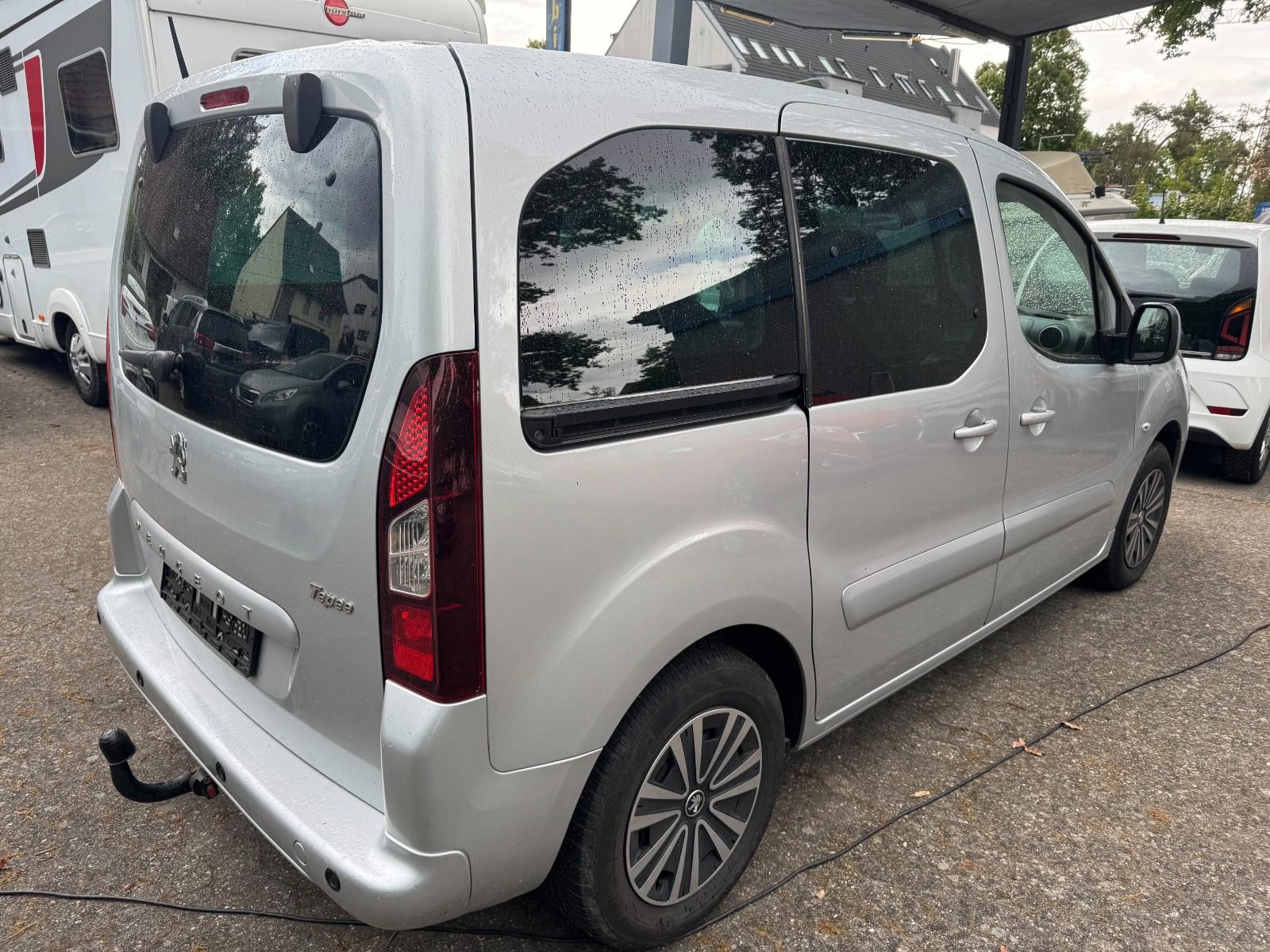 Peugeot Partner Tepee 1.6 HDI 1.Hand  Klima AHK Tempomat