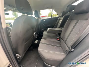 Volkswagen T-Roc - 11