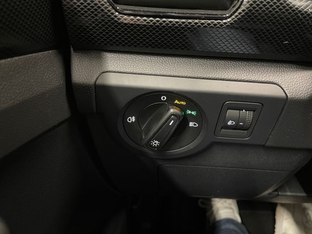 T-Cross Life 1.0 TSI ACC NAVI RFK SHZ