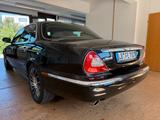 Jaguar XJ8 - schwarze Jaguar XJ8