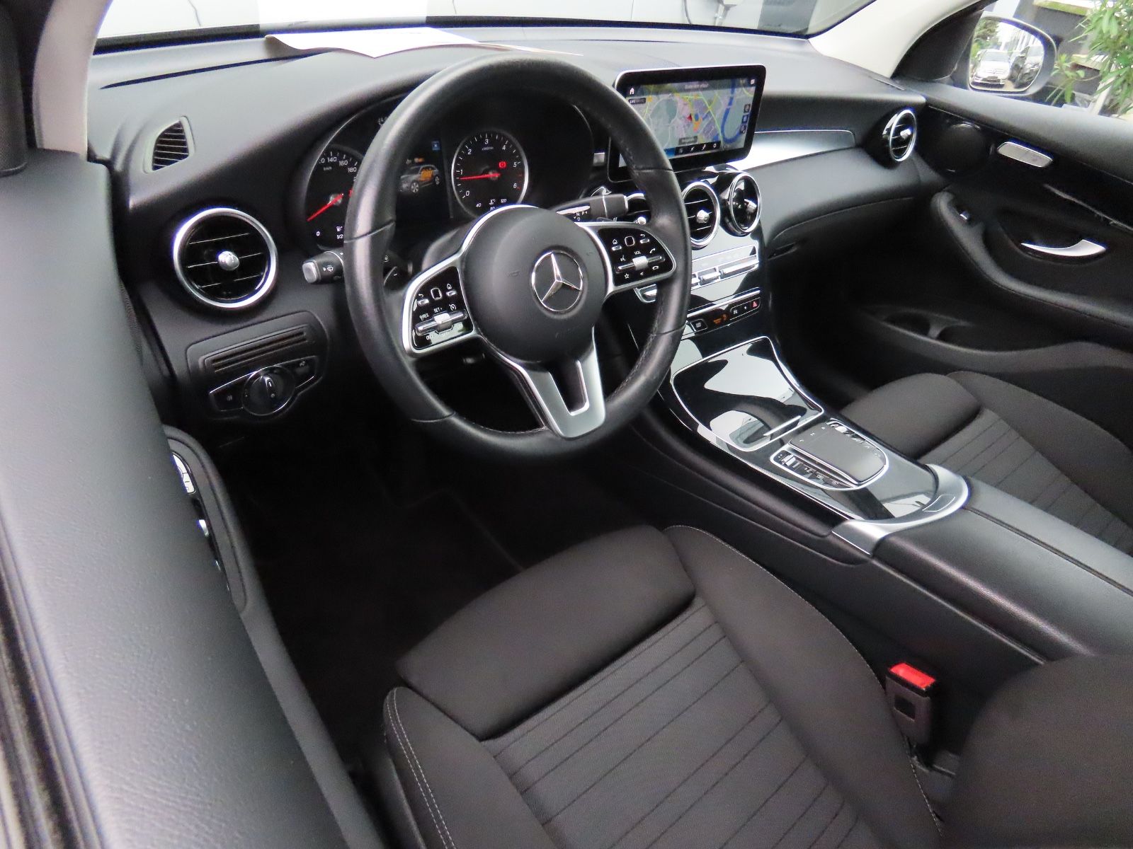 Mercedes-Benz GLC 220d 4MATIC Autom. Sitzheizung Klimaauto. foto 15