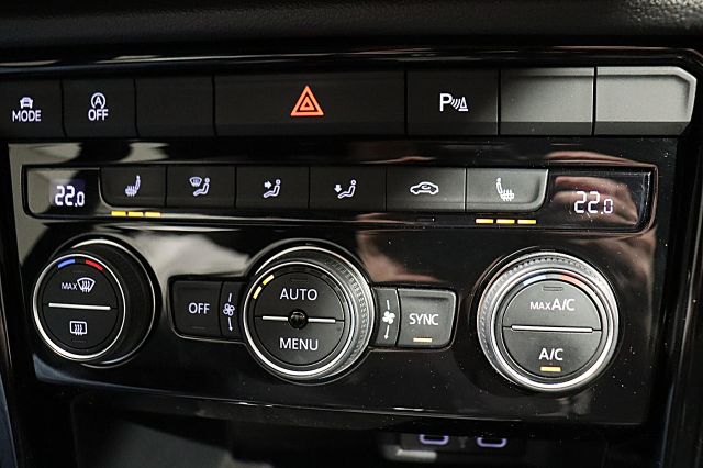 T-Roc Sport 1.5 TSI 110kW DSG LED KAMERA NAVI PD