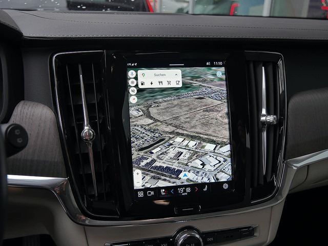 Volvo V90 Kombi 2.0 Plus Dark Recharge Plug-In Hybrid  foto 21