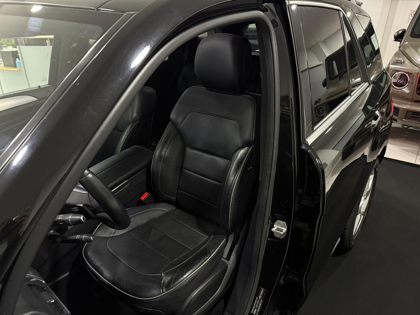 Mercedes-Benz ML 500 BE 4M 7G AMG-LINE*PANO*DISTR*360*AIR.*AHK
