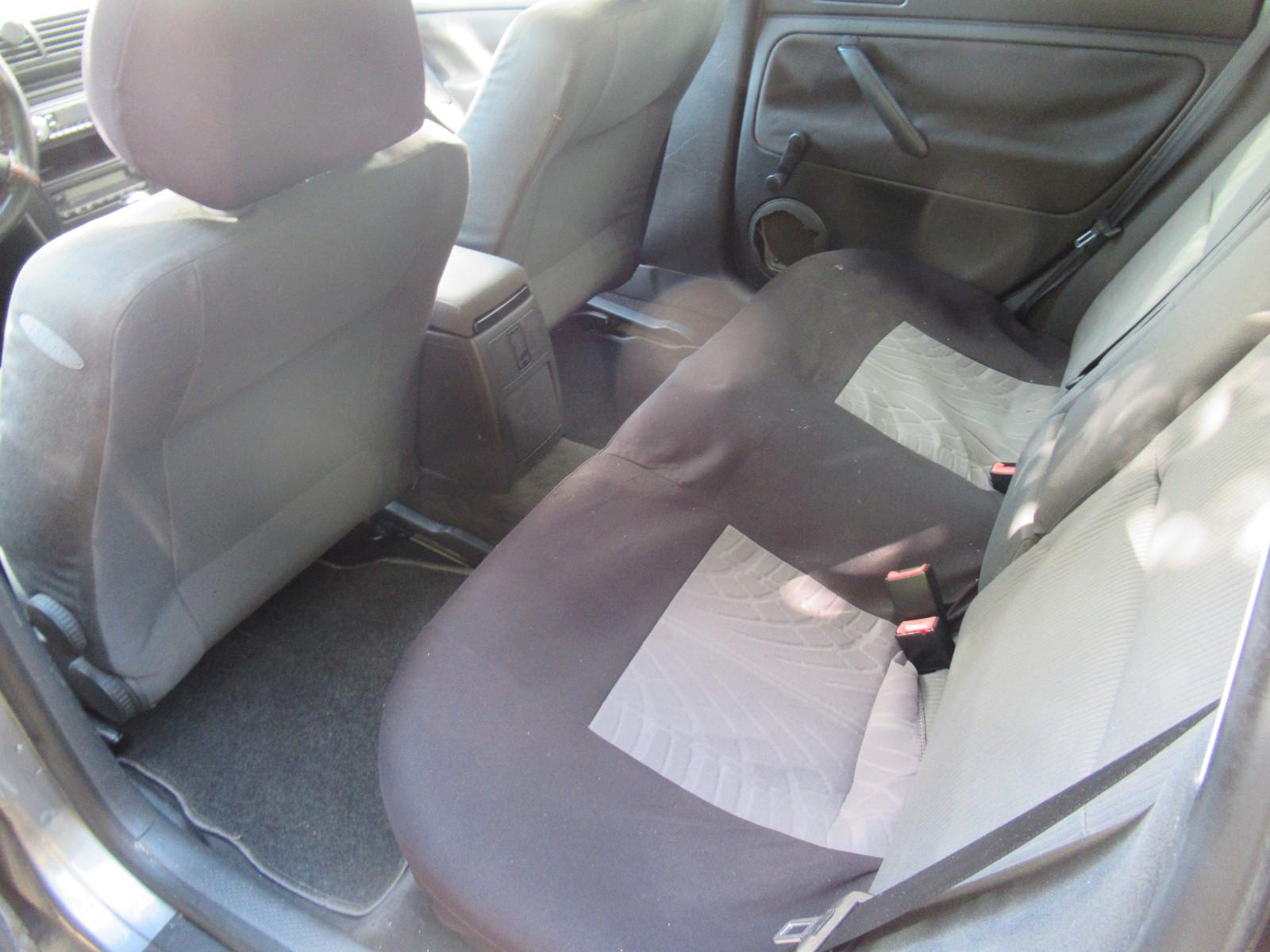 Volkswagen Passat 2005 — photo 14