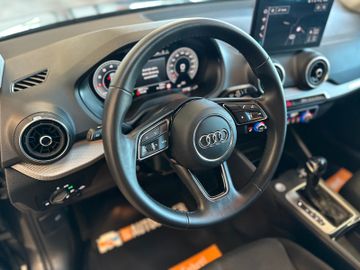 Audi Q2 35 TFSI S line *1. Hand*Klima*Navi*LED*PDC*BT