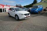 Volvo XC 60  Kinetic 2WD AUTOMATIK AHK NAVI - Volvo XC60 Kinetic mit Diesel-Antrieb