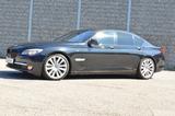 BMW 750i*M-SPORT-PAKET*KLIMA*NAVI*HEAD-UP*KAMERA*PDC - BMW 7er Reihe Gebrauchtwagen in München