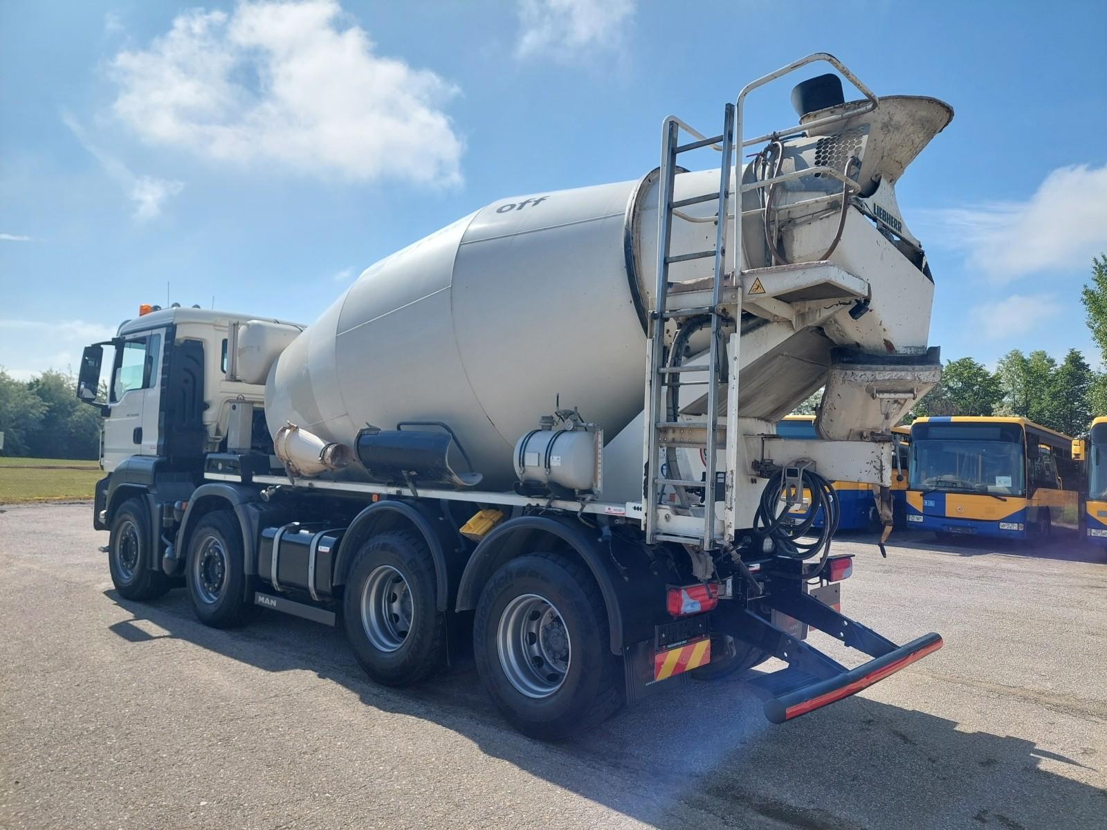 MAN TGS 32.460 BB mix Liebherr 9m3