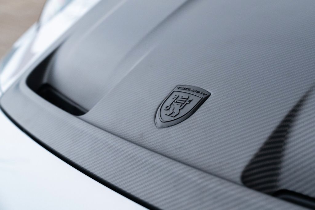 ANDERE Techart T Sport R/ SCHALTER/ 505 PS/ MATT CARBON ANDERE Techart T Sport R/ SCHALTER/ 505 PS/ MATT CARBON